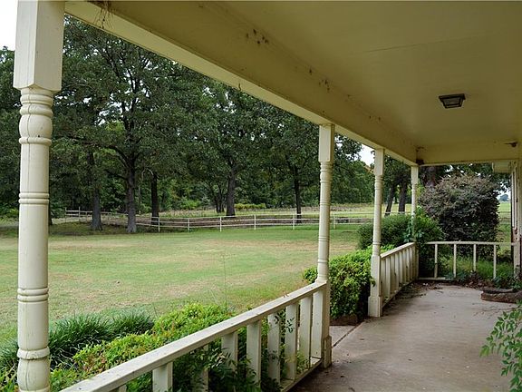 3rd image of 2558 County Road 3518