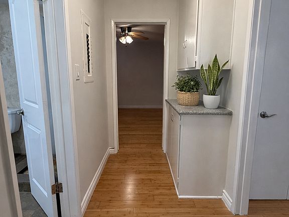 5th image of 8939 Cadillac Ave #102