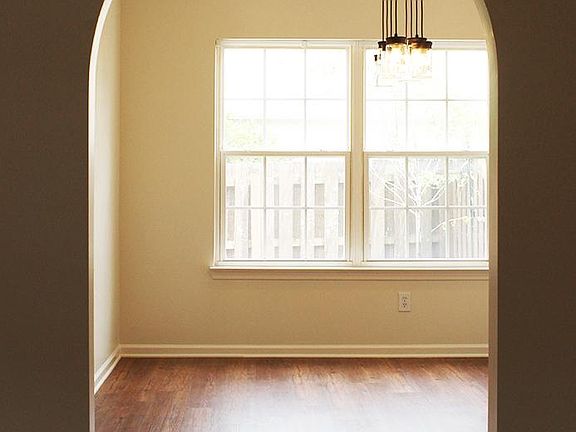5th image of 1101 Downs Blvd APT 122