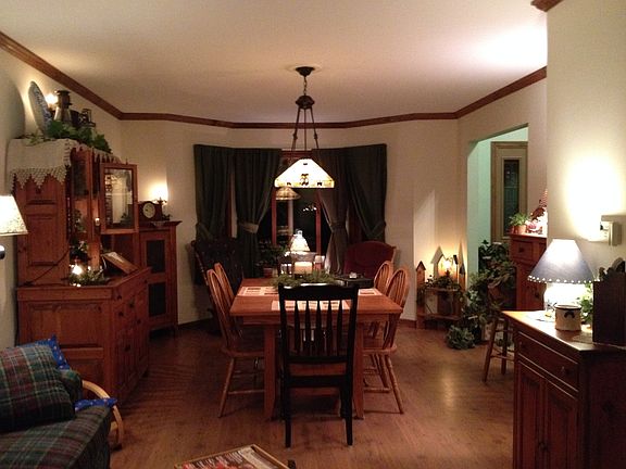 5th image of 848 Borden Ave