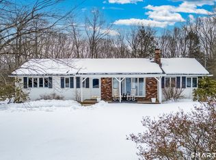 32 Ridgewood Dr, Harwinton, CT 06791