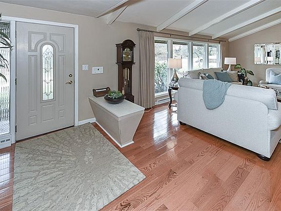 2nd image of 3524 Glen Allen Dr