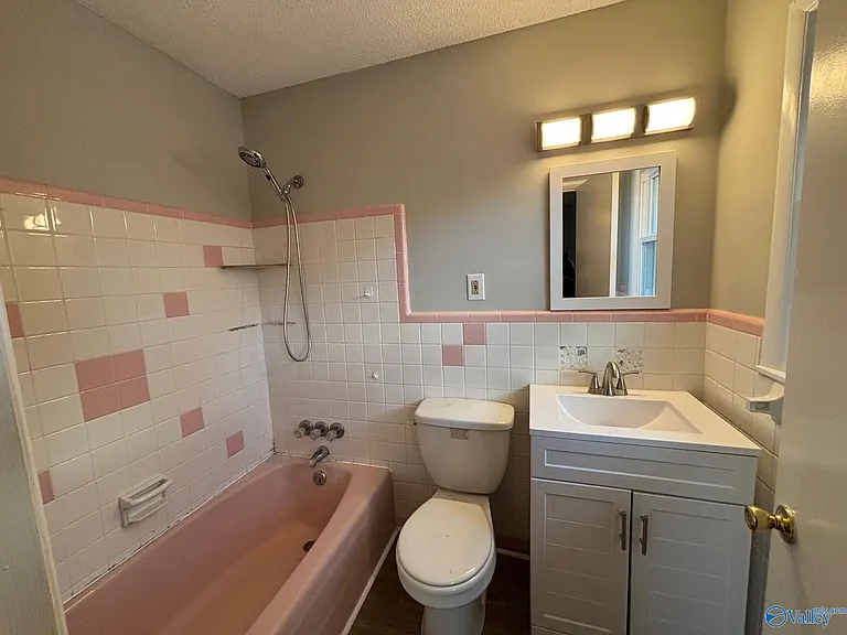11209 Maplecrest Dr SE — Photo 17