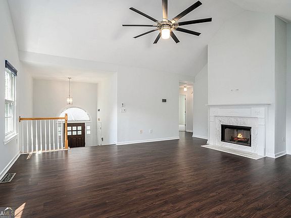 2nd image of 2121 Cumberland Creek Trl SW