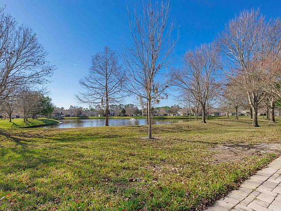3rd image of 573 Wooded Crossing Cir
