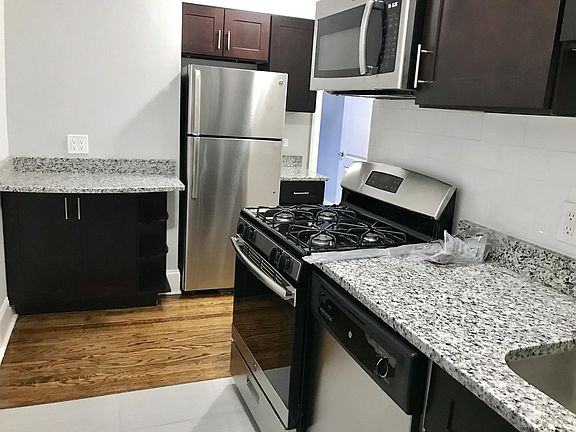 2nd image of 7744 N Ashland Ave #3A