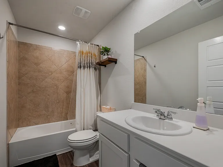 4008 Spur Trail Dr — Photo 15