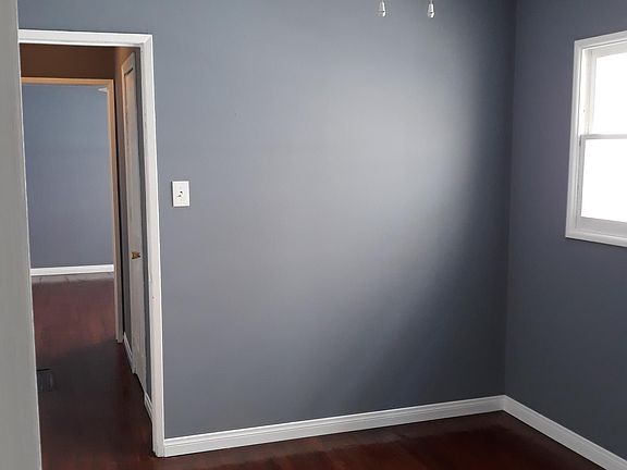 3rd image of 9226 California Ave #A