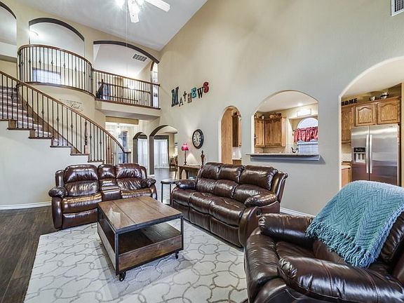 3rd image of 2623 Old Stables Dr