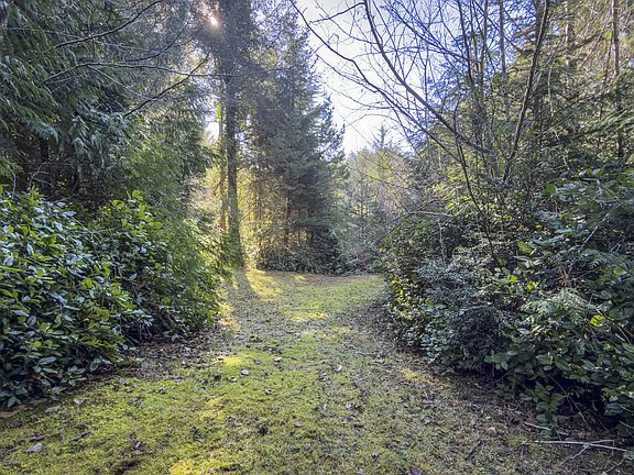 2nd image of Peninsula Rd #111