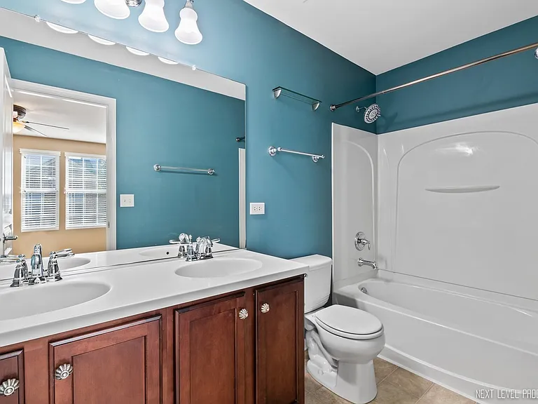 260 Devoe Dr — Photo 18