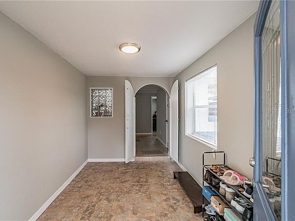 Huge Foyer