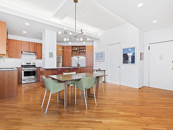 3rd image of 20 Jay St APT 10A