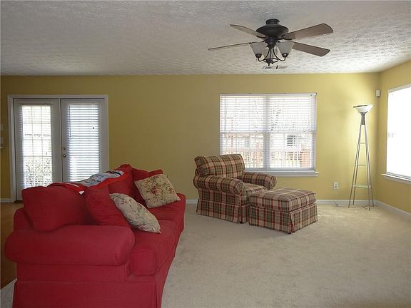 5th image of 504 Kensington Park Dr