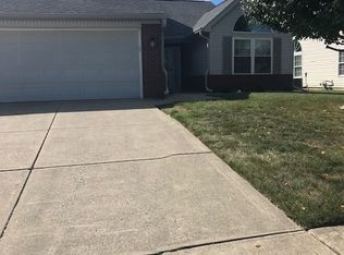1217 Spencer Dr, Greenwood, IN 46143
