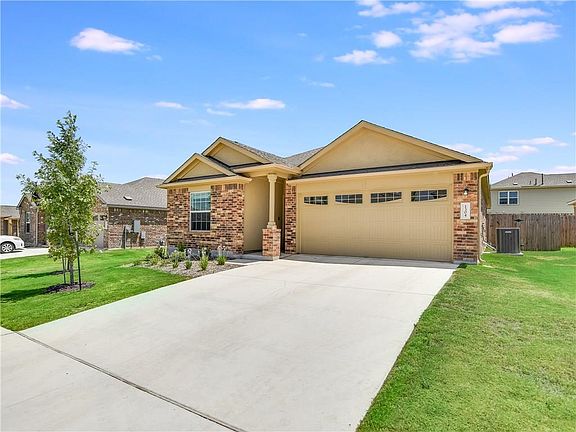 2nd image of 1304 Nokota Bnd
