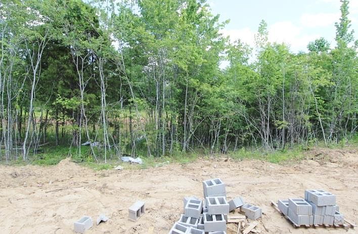 2nd image of 117 Magnolia Pl Lot 117