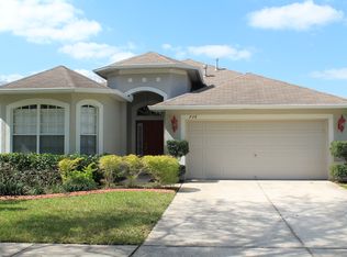 736 Straw Lake Dr, Brandon, FL 33510