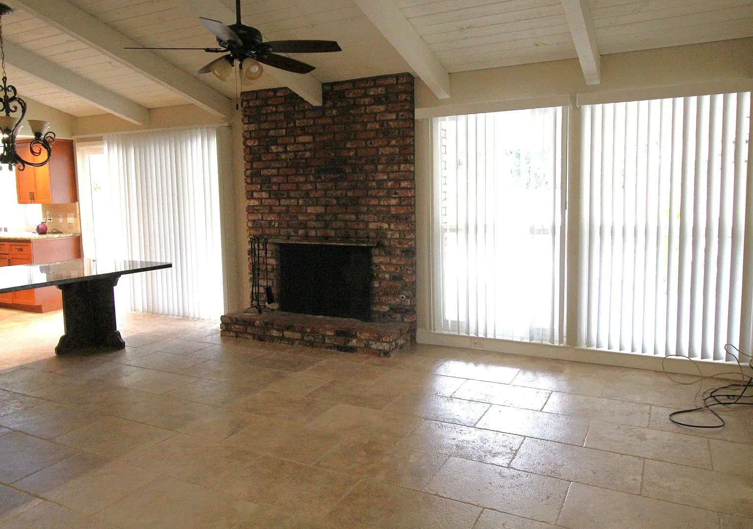 Beautifully Kept Home in Figarden w/ Pool & RV Parking — Photo 4
