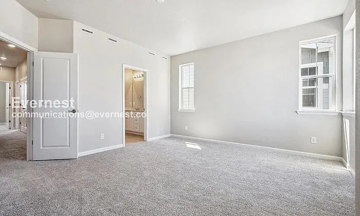 12492 Childers St — Photo 10