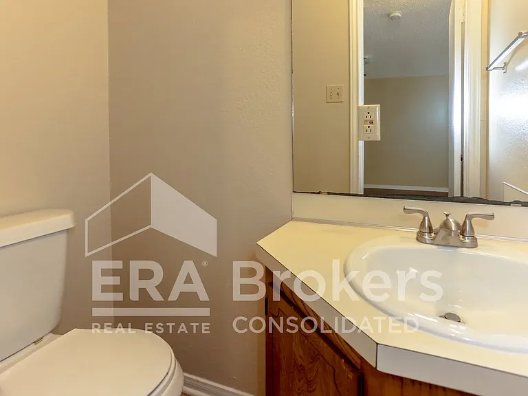 4506 Lago Cir #A — Photo 13