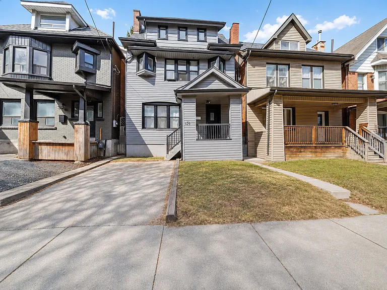 29 Gibson Ave — Photo 6