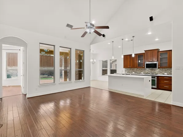 6819 Saint Francis Ct, Irving, TX 75039