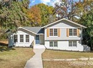 2536 Roundabout Ln, Charlotte, NC 28210