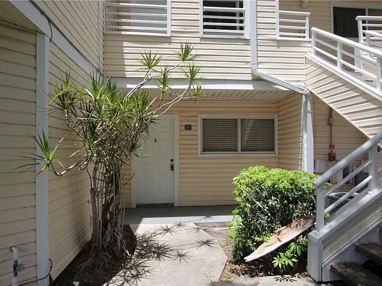 3413 NW 44th St #107 — Photo 2