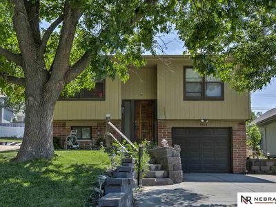 5909 S 50th St, Omaha, NE, 68117