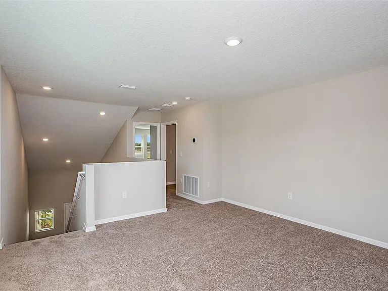 14987 Sterling Spur Ave — Photo 9