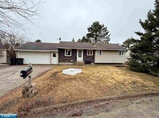 1 Knob Hill Dr, Virginia, MN 55792