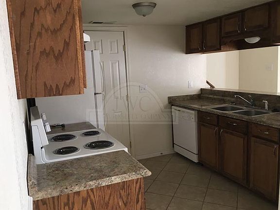 5th image of 4506 Chase Cir APT C