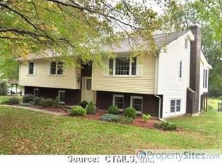 237 Pinney St, Ellington, CT 06029