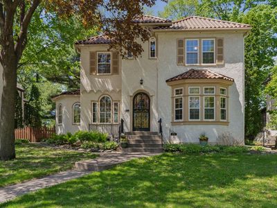 271 Mount Curve Blvd, Saint Paul, MN, 55105