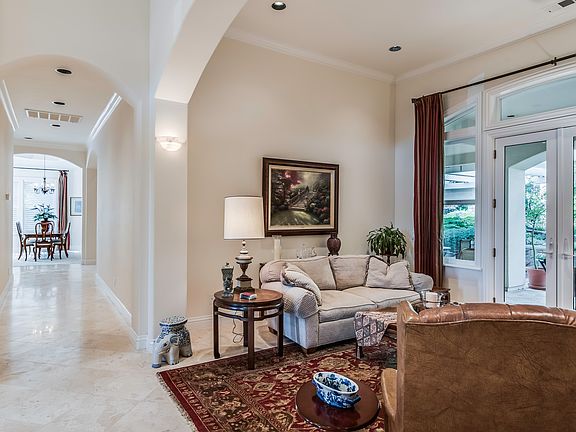 5th image of 1855 Vista Del Lago