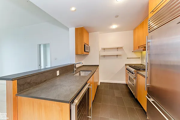 Rented by Brown Harris Stevens | media 18