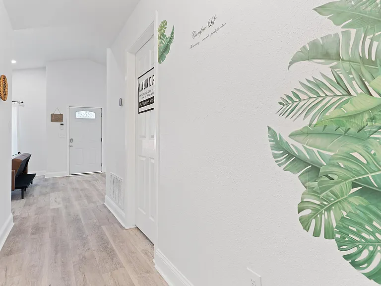 2815 W Lloyd St — Photo 27