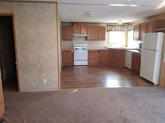 2nd image of 2900 Grand Ave Lot 294