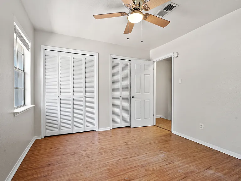 304 S 2nd St #330 — Photo 17