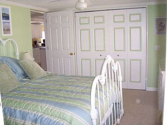 4th image of 47 Janet Dr