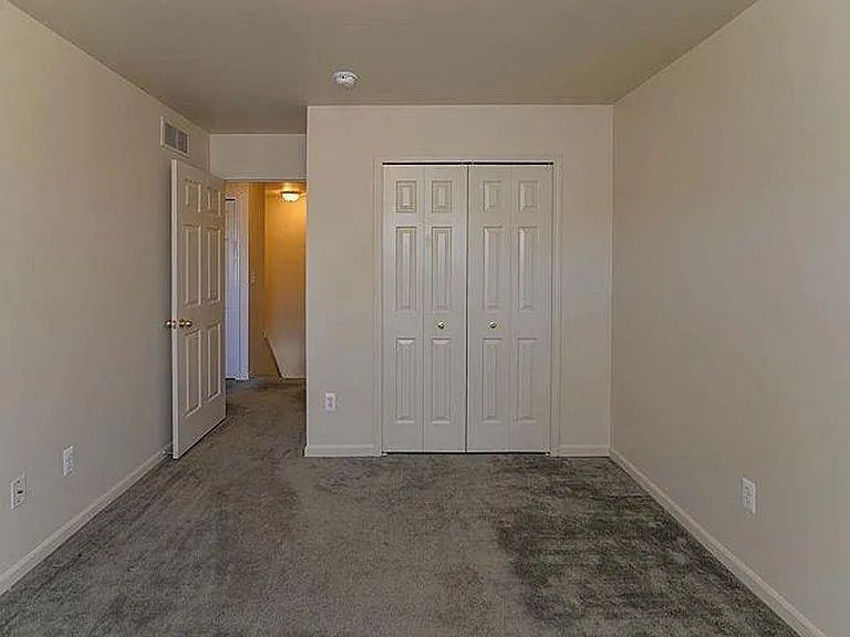 2076 Cloverly Ln — Photo 19