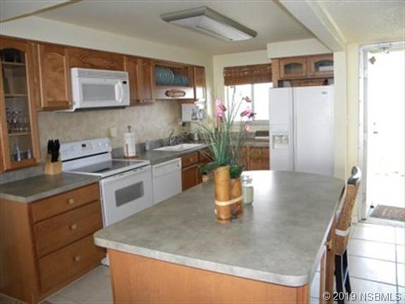 2nd image of 601 N Atlantic Ave #8040