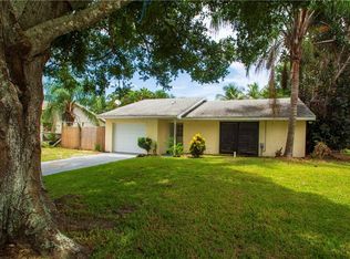 160 10th Ct, Vero Beach, FL 32962