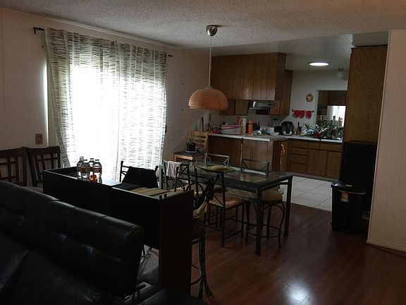 5th image of 846 Worthington St