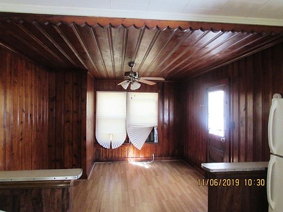 5th image of 1308 Harris St