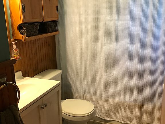 3rd image of 255 Parkhurst Blvd
