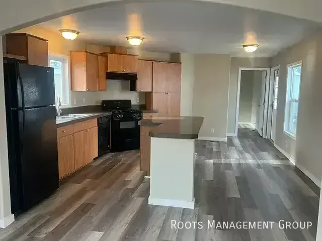 1441 Winona St #1441WN — Photo 6