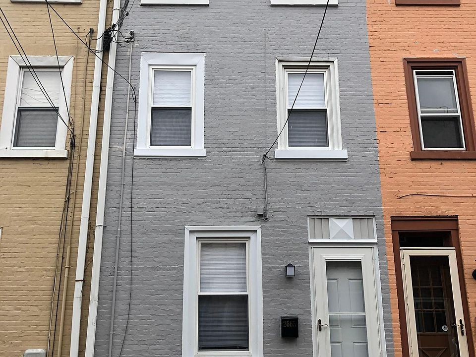 1st image of 2665 Webb St