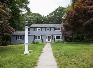 500 Pilgrim Ln, Stratford, CT 06614